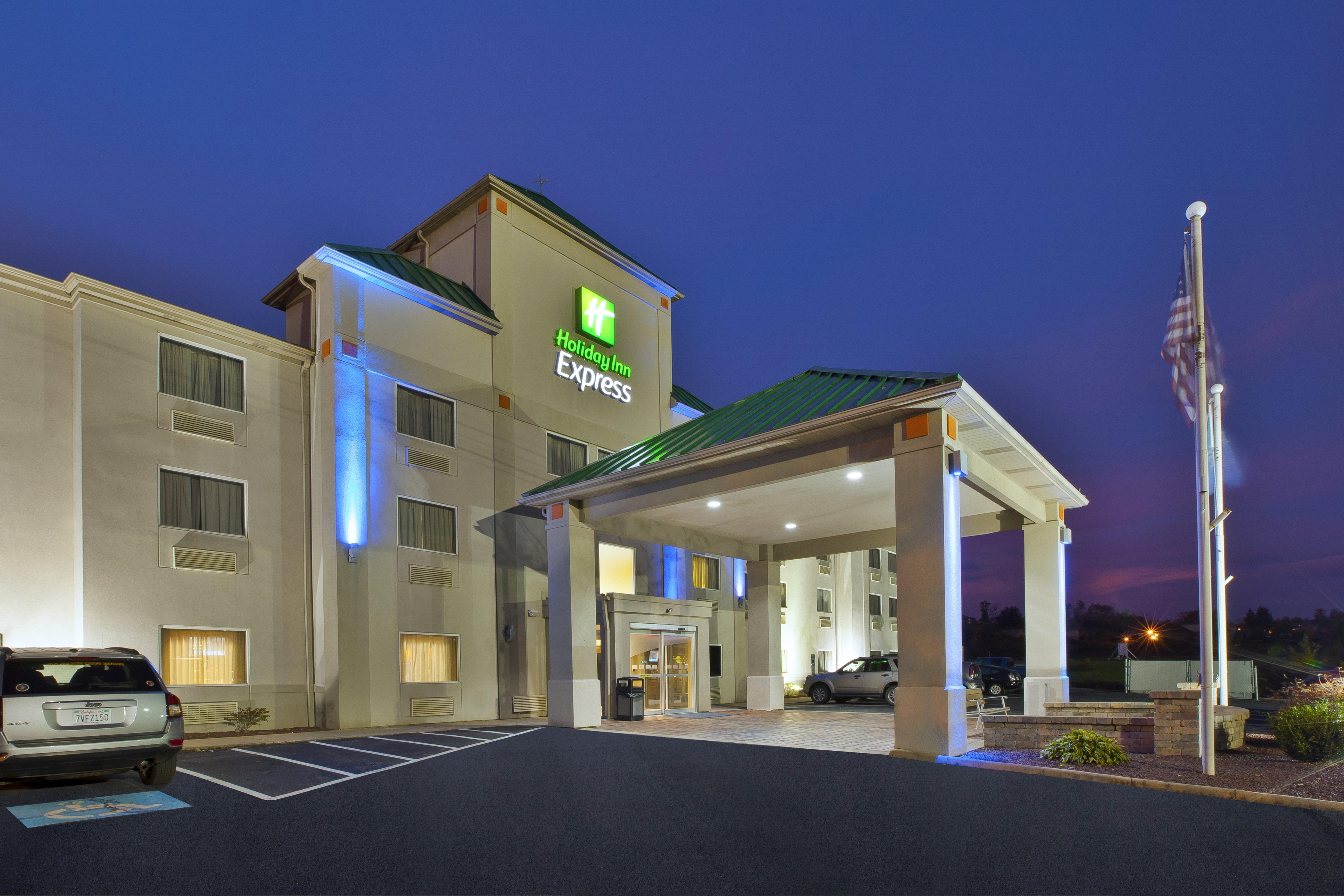 Holiday Inn Express Irwin Pa Tpk Exit 67 By Ihg Kültér fotó