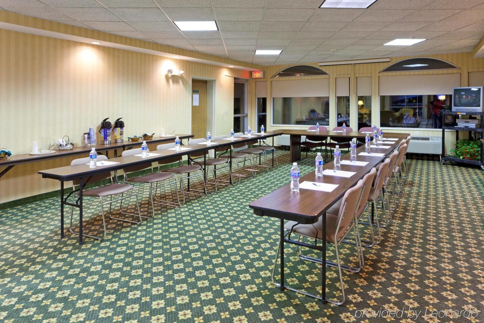 Holiday Inn Express Irwin Pa Tpk Exit 67 By Ihg Kültér fotó